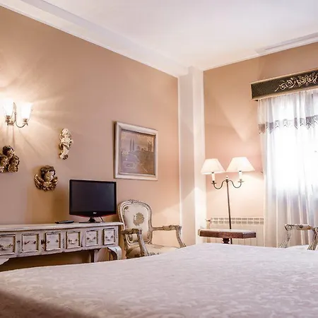 Don Fadrique فندق 2*