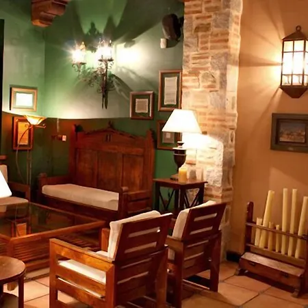 فندق Don Fadrique 2*